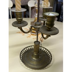 Hot-water bottle-style lamp with a green sheet metal shade