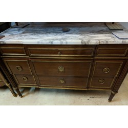  Commode style Louis XVI modèle sur  Moinat SA  - Antiquités décoration