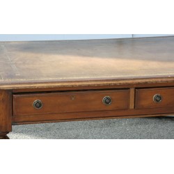  Bureau avec 6 tiroirs. sur  Moinat SA  - Antiquités décoration