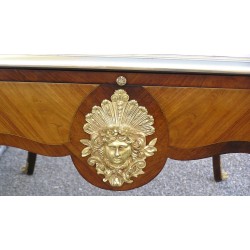 Louis XV-style writing desk. Available from Moinat SA – Antiques and home décor
