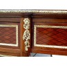 Flat-topped desk in the Transition style. Available from Moinat SA – Antiques and home décor