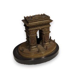 Boite \"Arc de Triomphe\" en bronze