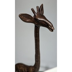 Girafe en bronze