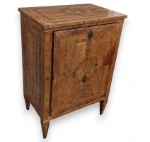 Petite commode de Maggiolini