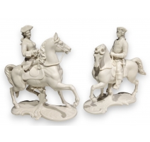 Paire de chevaux en porcelaine de Nymphenburg
