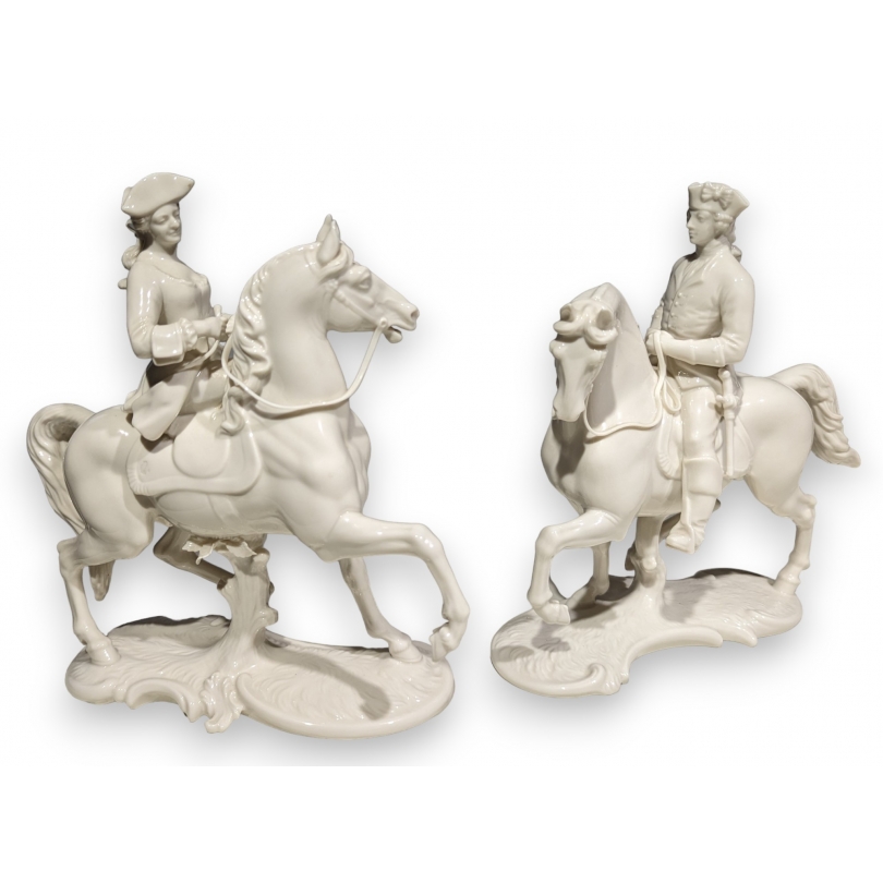 Paire de chevaux en porcelaine de Nymphenburg