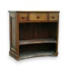 Bureau arrondi.