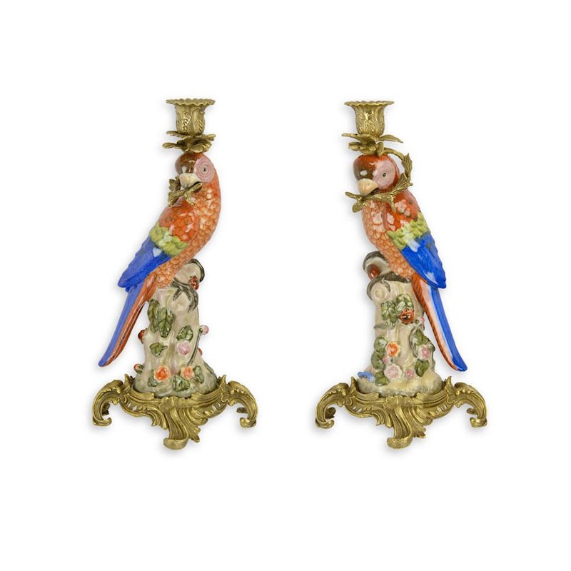 Paire de bougeoirs "Perroquet" en porcelaine
