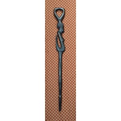 Canne africaine en bois noir sculpté