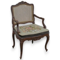 Fauteuil canné Régence.