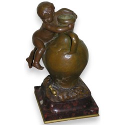 Bronze \"Enfant et amphore\" signé Hip. MOREAU