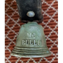 Petite cloche en bronze décor mouton et chèvre