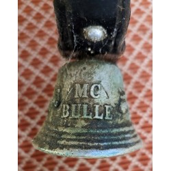 Petite cloche en bronze décor mouton et chèvre