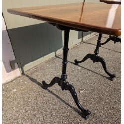 Table de bistrot à plateau rectangulaire