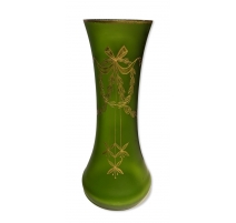 Vase en verre vert et réhauts d'or