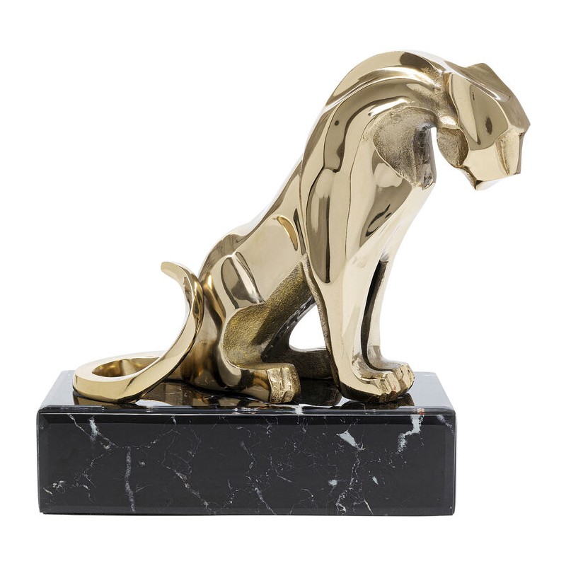 Lionne en aluminium doré