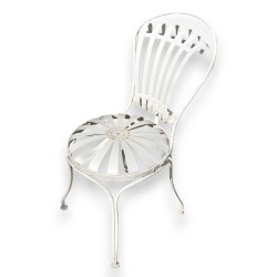  Chaise de jardin en fer forgé blanc sur  Moinat SA  - Antiquités décoration