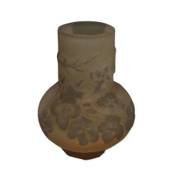 Vase bulbe Cerisier signé *GALLÉ