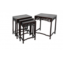 Suite de 4 tables gigognes chinoises