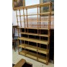 Shelf with fluted columns