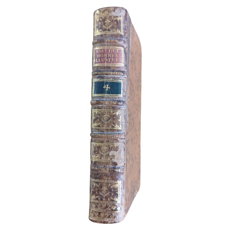 Livre \"Les vies d\'hommes illustres\" Tome 4