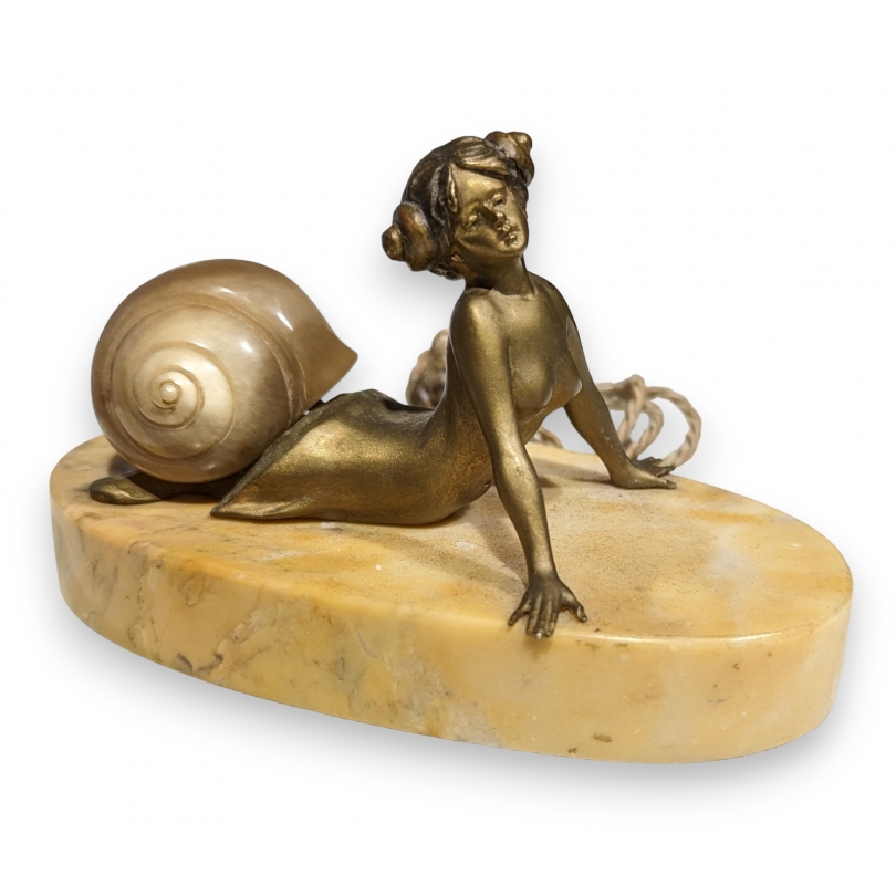 Cloche d'hôtel Femme escargot en bronze