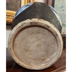  Vase de forme balustre, en porcelaine, sur  Moinat SA  - Antiquités décoration