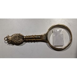 'Pineapple' brass magnifying glass