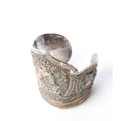 Bracelet en argent chinois repoussé