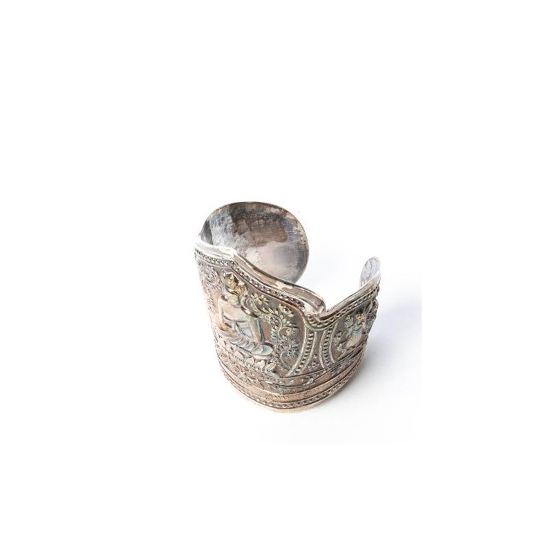 Bracelet en argent chinois repoussé
