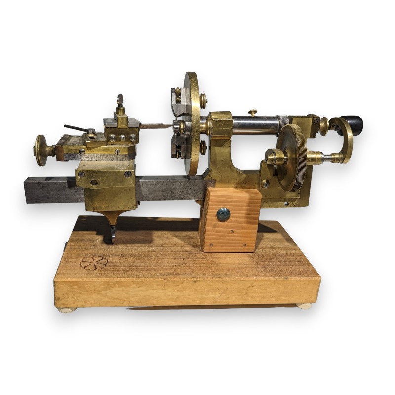 Watchmaker’s rounding lathe