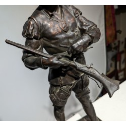 Bronze \"Soldat au mousquet\" signé E PICAULT