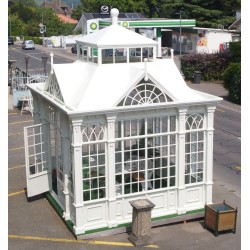 Winter garden made of white-painted galvanised steel