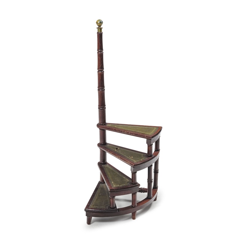 Library staircase, made of mahogany