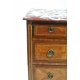 Commode Louis XVI. Dessus marbre rouge.