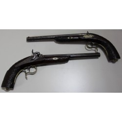 Paire de pistolets à percussion signés KRUSE
