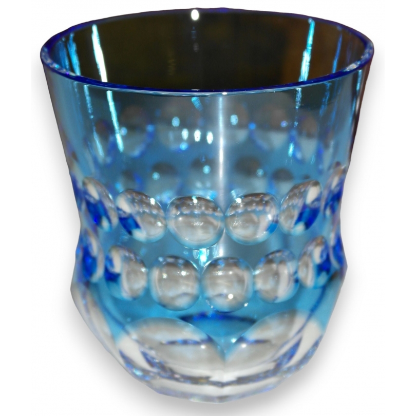 Verre en cristal bleu clair gravé de ronds