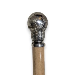 Walking stick with a 'Football' knob