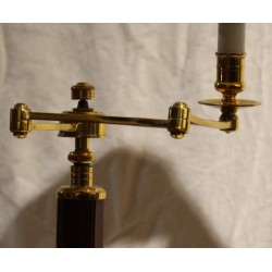 Lampe en acajou et laiton, abat-jour beige plissé