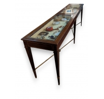 Grande table vitrine en acajou