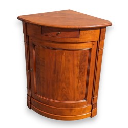 Encoignure arrondie style Directoire