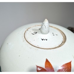 Pot couvert en porcelaine décor Lotus