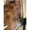  Vitrine de magasin, d'angle, basse. sur  Moinat SA  - Antiquités décoration