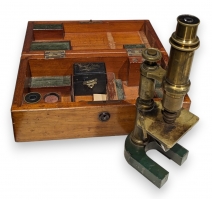 Microscope par E. HARTNACK