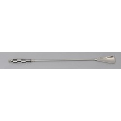 Shoehorn with chequered handle