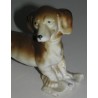 Sculpture Chien \"Basset\", en porcelaine brune.