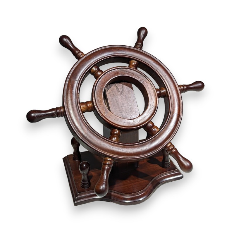 Miniature ship's steering wheel