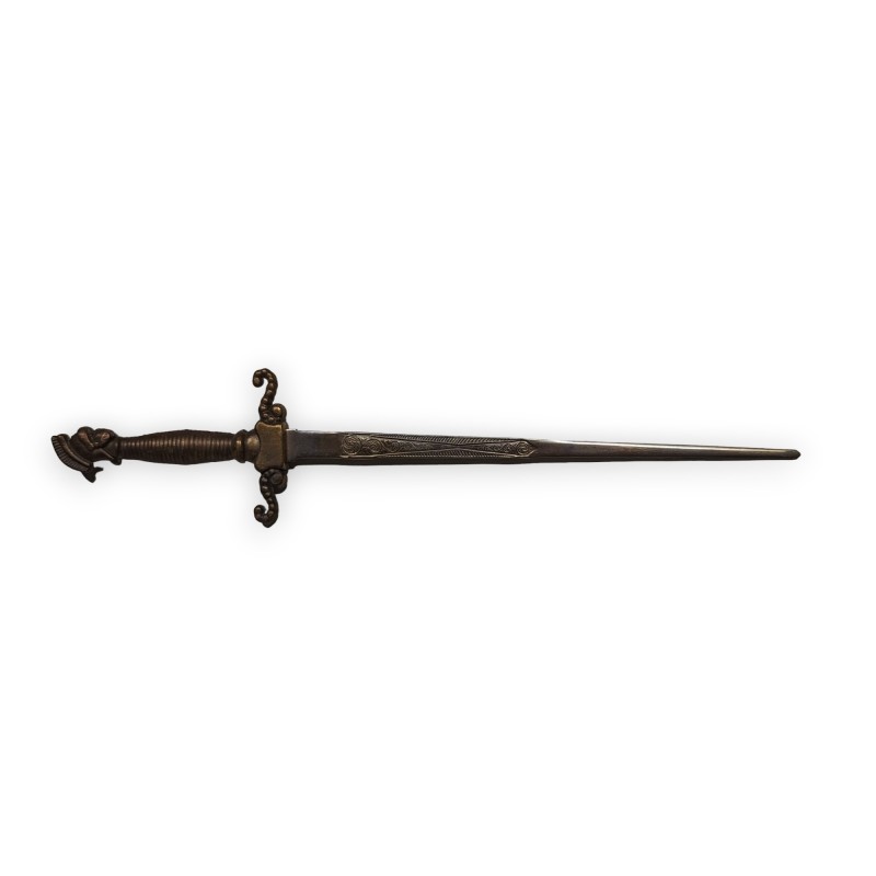 Dagger-shaped letter opener