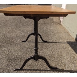 Table de bistro piétement en fonte