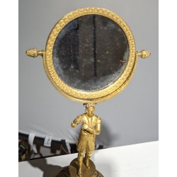 Miroir de table en bronze doré
